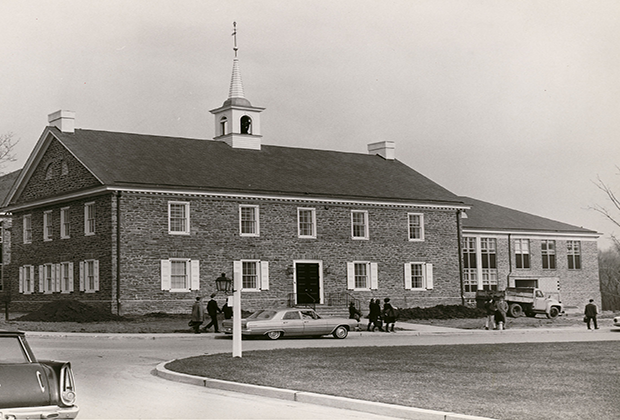 日耳曼敦 Academy campus opening in 1964, a top private school in Philadelphia